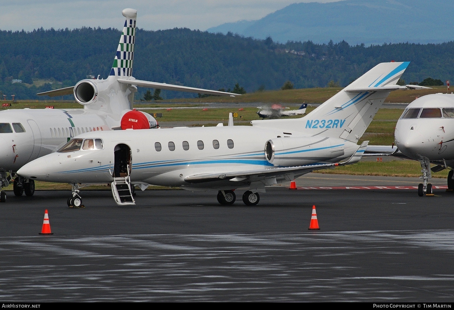 Aircraft Photo of N232RV | Raytheon Hawker 850XP | AirHistory.net #811800