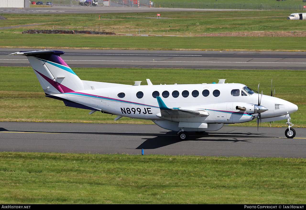 Aircraft Photo of N899JE | Raytheon 350 King Air (B300) | AirHistory.net #811915