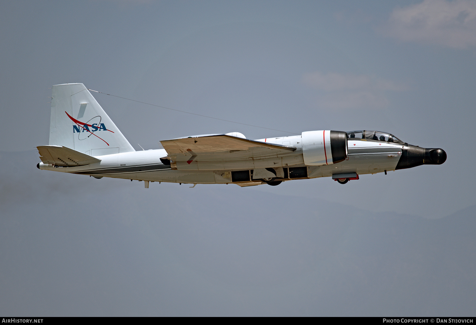 Aircraft Photo of N926NA | Martin WB-57F Canberra | NASA - National Aeronautics and Space Administration | AirHistory.net #811942