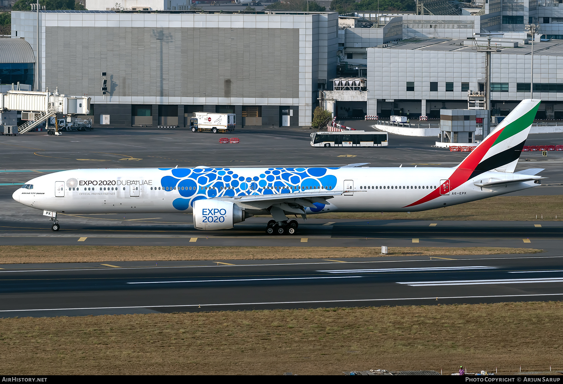 Aircraft Photo of A6-EPK | Boeing 777-31H/ER | Emirates | AirHistory.net #812021
