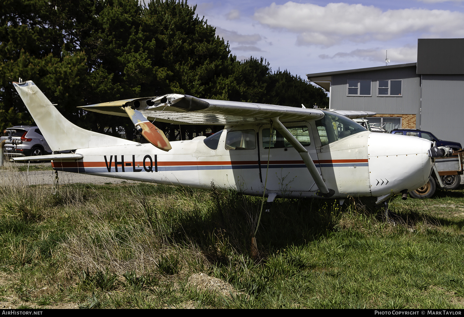 Aircraft Photo of VH-LQI | Cessna 182F Skylane | AirHistory.net #812089
