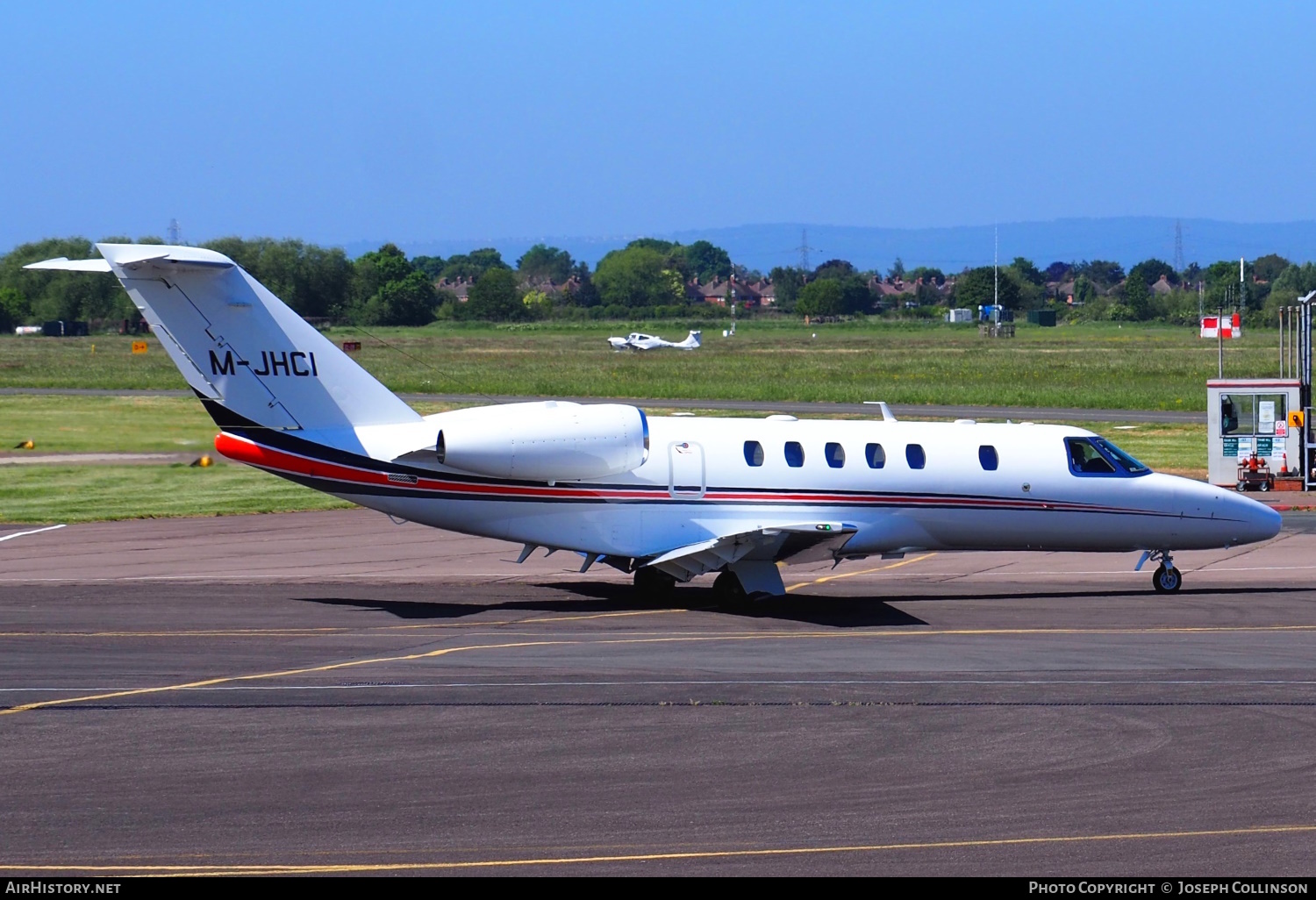 Aircraft Photo of M-JHCI | Cessna 525C CitationJet CJ4 | AirHistory.net #812126
