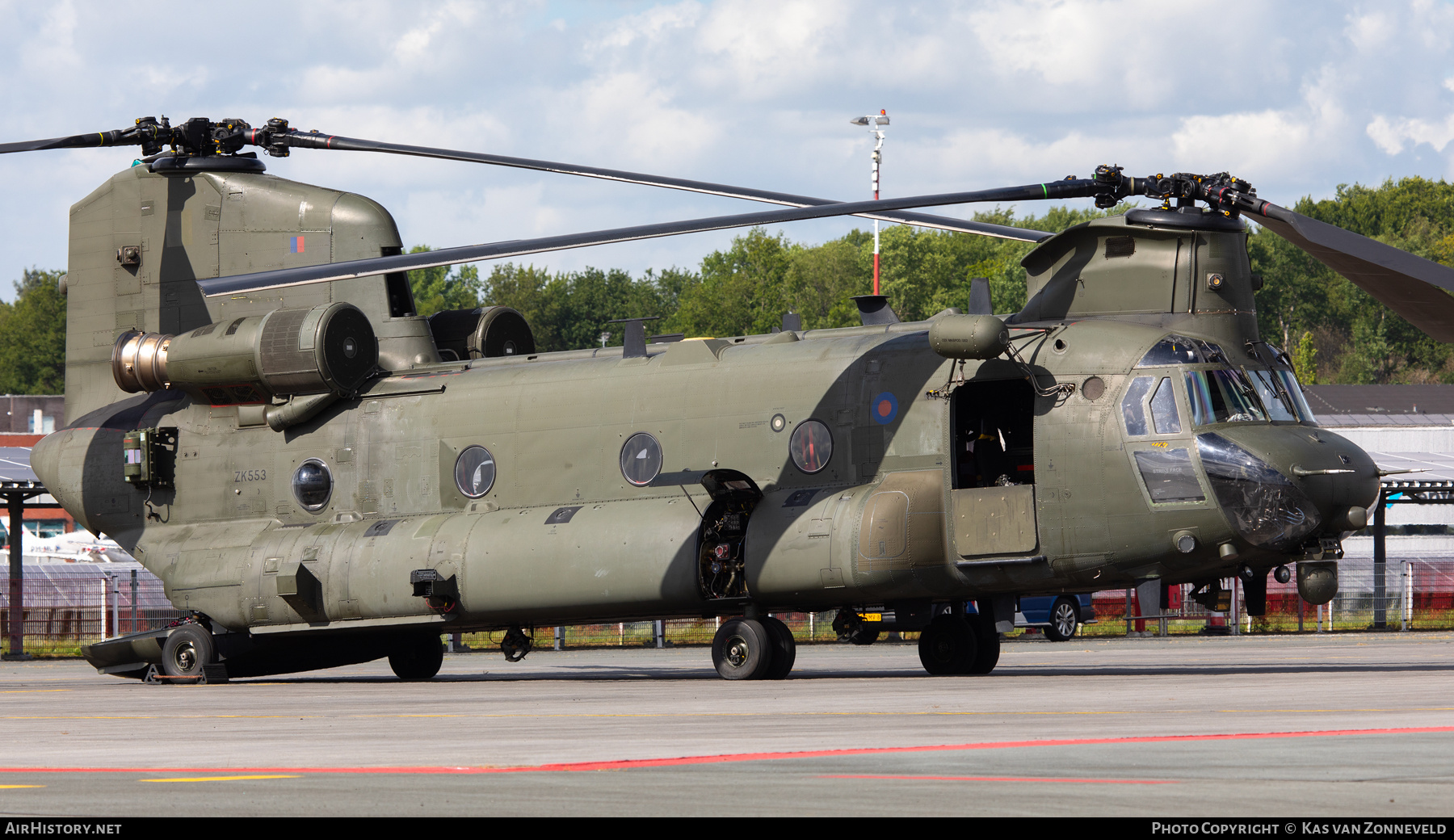 Aircraft Photo of ZK553 | Boeing Chinook HC6 (352) | UK - Air Force | AirHistory.net #812169