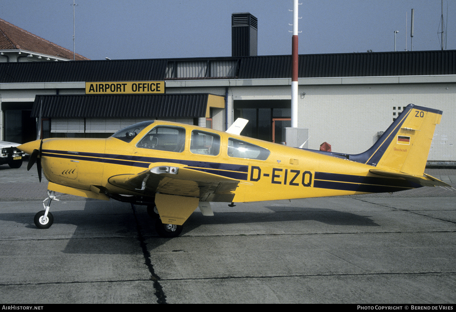 Aircraft Photo of D-EIZQ | Beech F33A Bonanza | AirHistory.net #812217