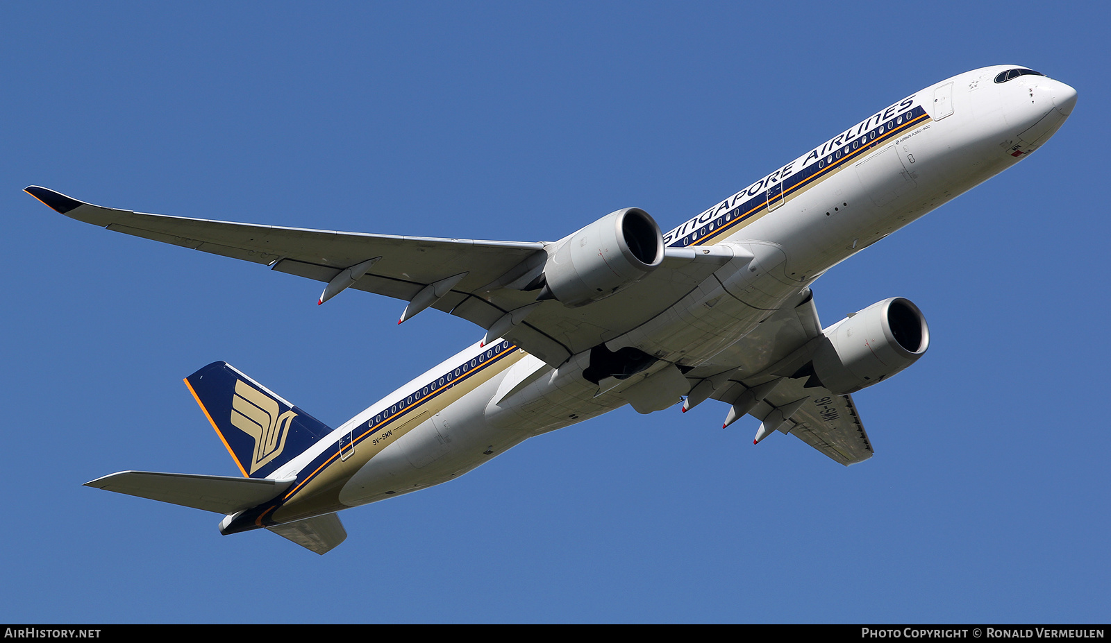 Aircraft Photo of 9V-SMN | Airbus A350-941 | Singapore Airlines | AirHistory.net #812227