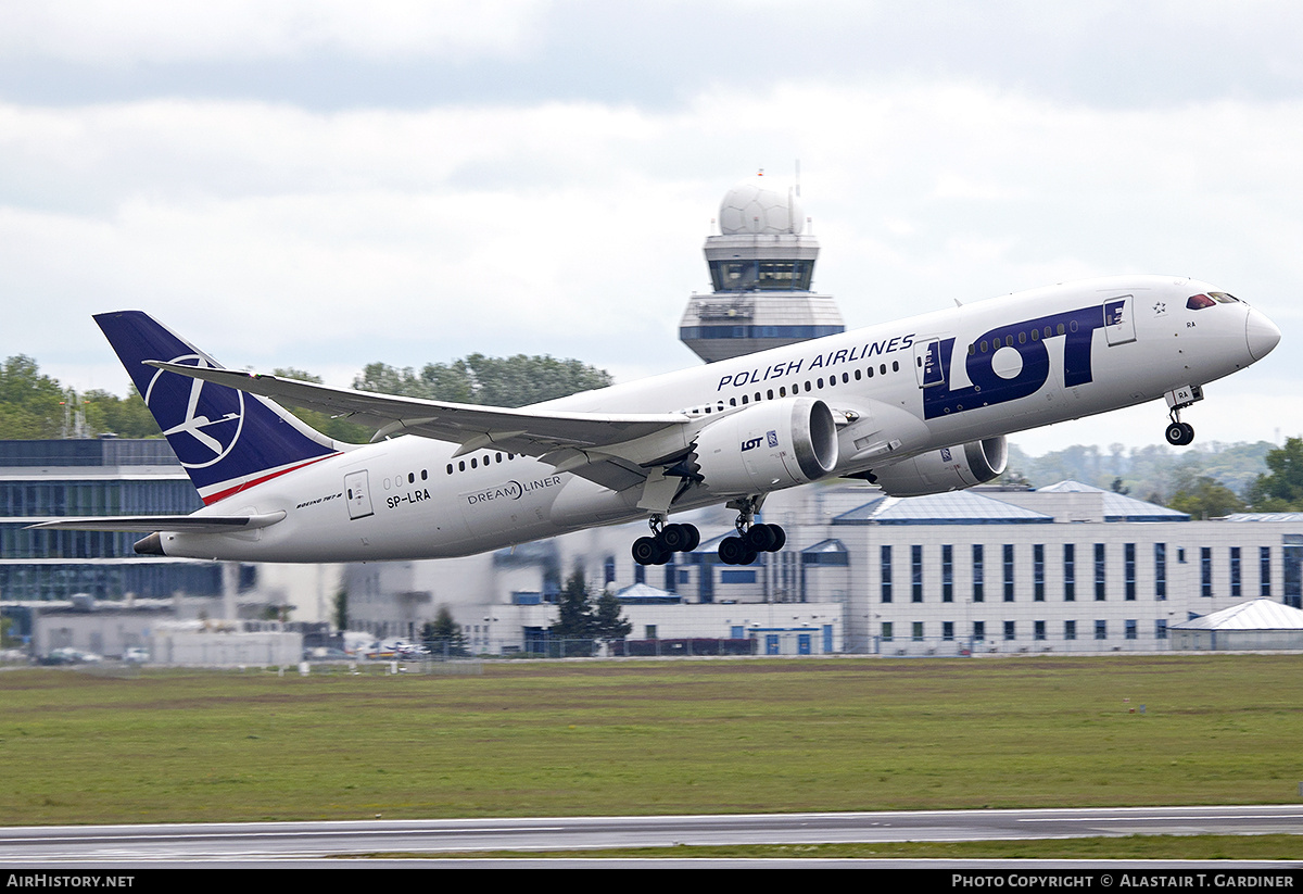 Aircraft Photo of SP-LRA | Boeing 787-8 Dreamliner | LOT Polish Airlines - Polskie Linie Lotnicze | AirHistory.net #812260