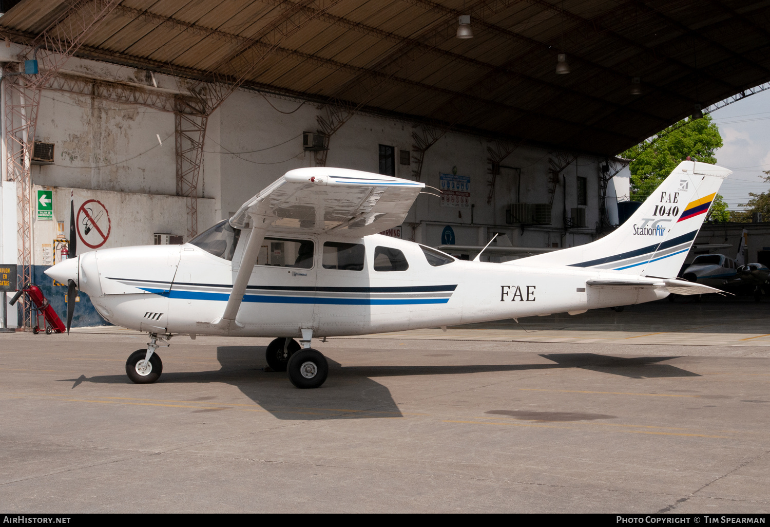 Aircraft Photo of FAE-1040 | Cessna T206H Turbo Stationair TC | Ecuador - Air Force | AirHistory.net #812374