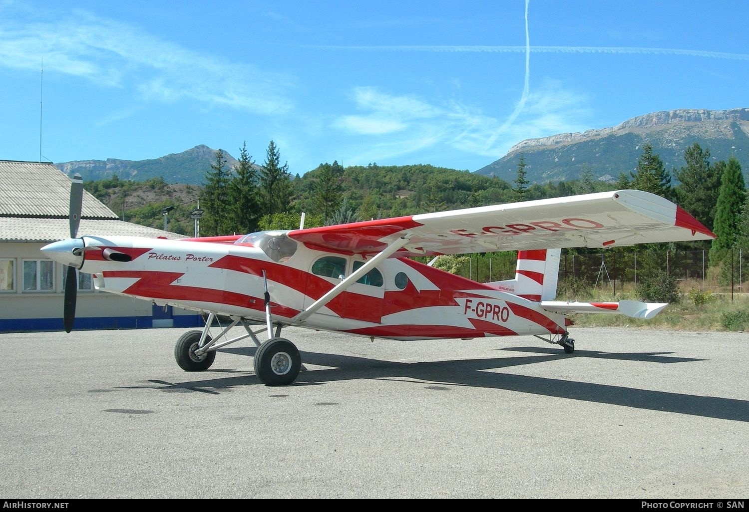 Aircraft Photo of F-GPRO | Pilatus PC-6/B2-H2 Turbo Porter | AirHistory.net #812397