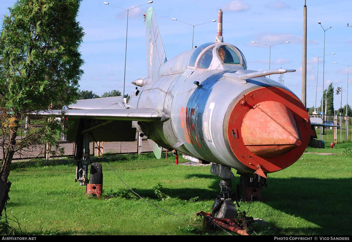 Aircraft Photo of 9015 | Mikoyan-Gurevich MiG-21MF | Poland - Air Force | AirHistory.net #812409