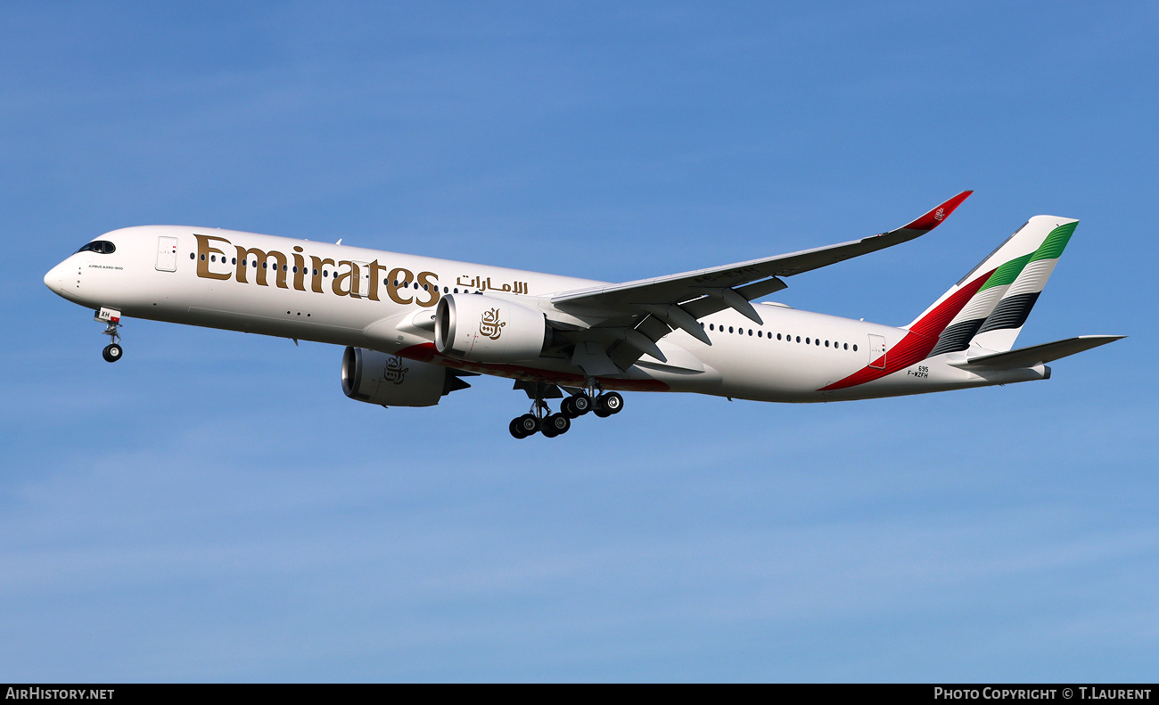 Aircraft Photo of F-WZFH | Airbus A350-941 | Emirates | AirHistory.net #812413