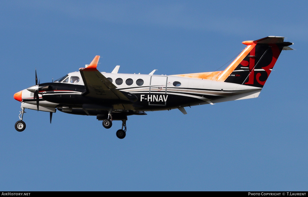 Aircraft Photo of F-HNAV | Beechcraft 250 King Air (200GT) | AirHistory.net #812591