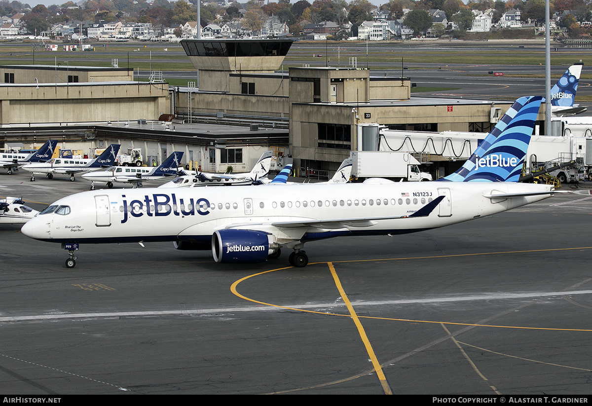 Aircraft Photo of N3123J | Airbus A220-300 (BD-500-1A11) | JetBlue Airways | AirHistory.net #812781