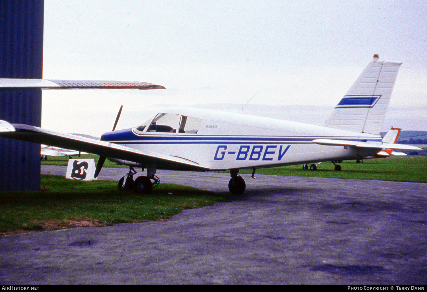 Aircraft Photo of G-BBEV | Piper PA-28-140 Cherokee D | AirHistory.net #813049