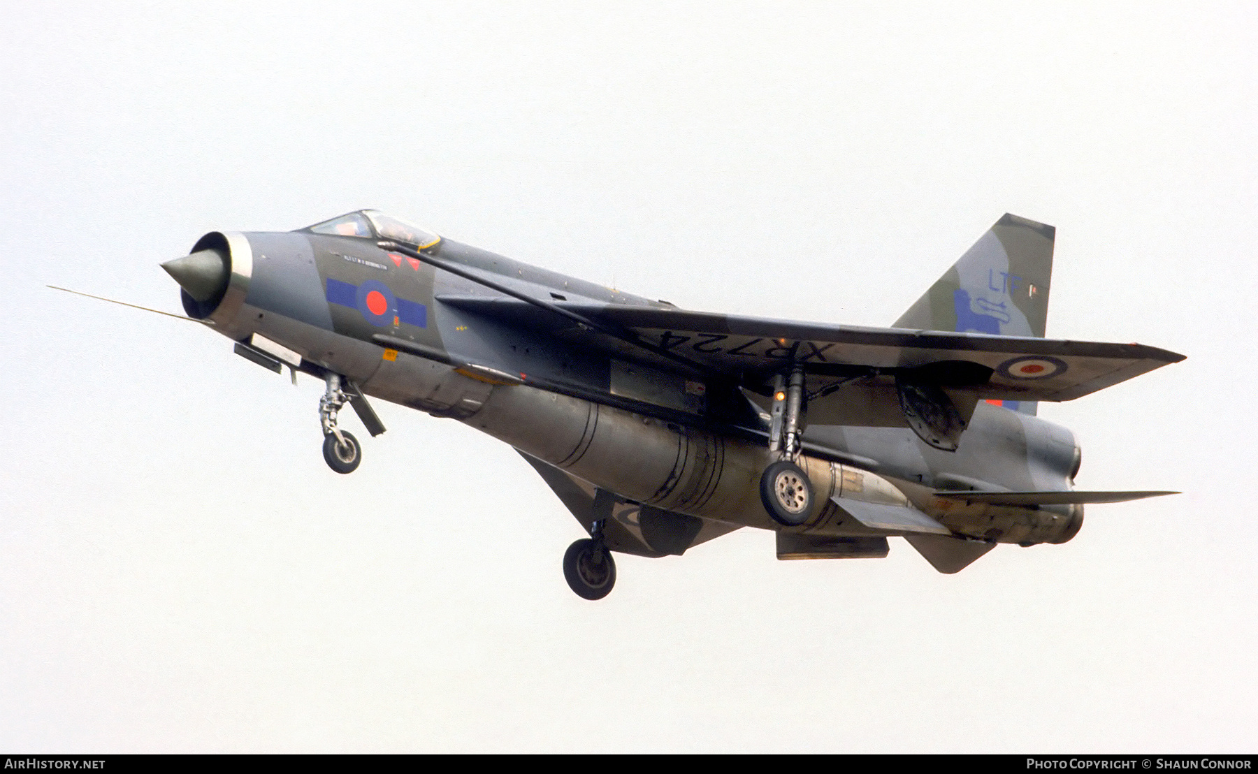 Aircraft Photo of XR724 | English Electric Lightning F6 | UK - Air Force | AirHistory.net #813062