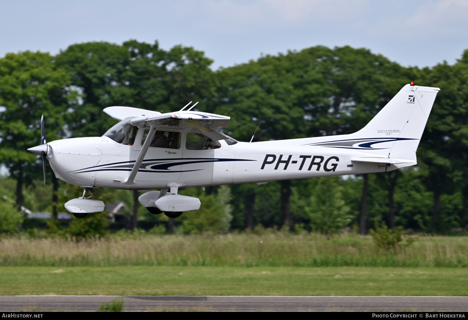 Aircraft Photo of PH-TRG | Cessna 172S Skyhawk | AirHistory.net #813087