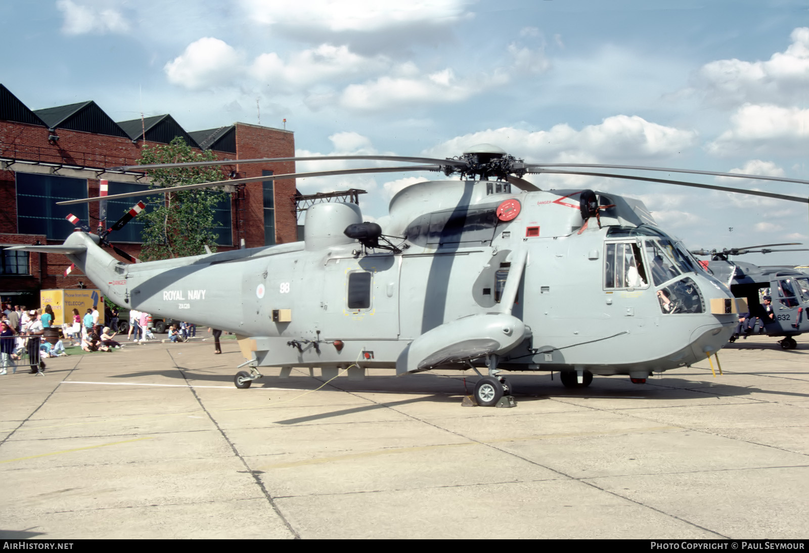 Aircraft Photo of ZA128 | Westland WS-61 Sea King HAS5 | UK - Navy | AirHistory.net #813106