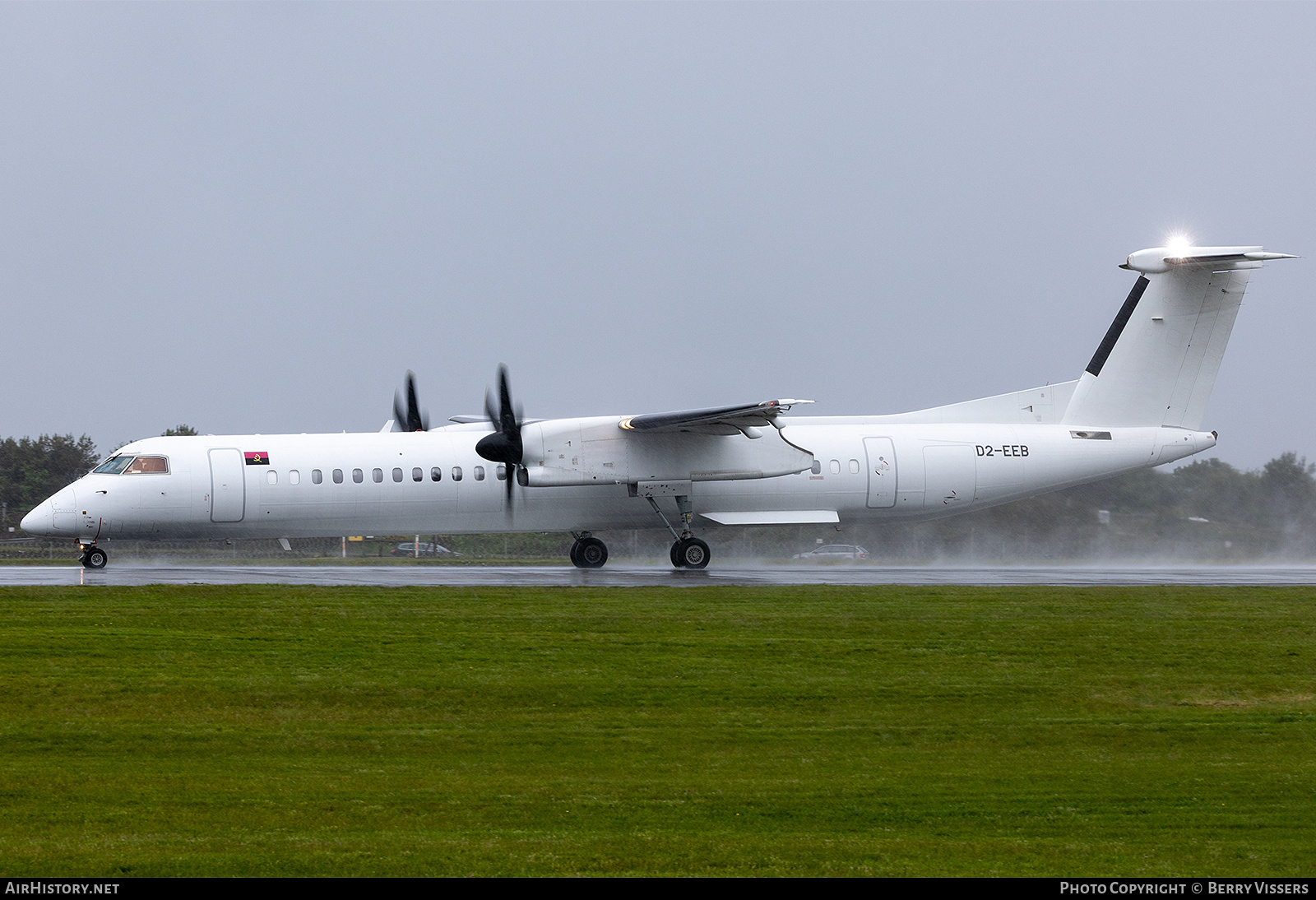 Aircraft Photo of D2-EEB | Bombardier DHC-8-402 Dash 8 | Angola Government | AirHistory.net #813140