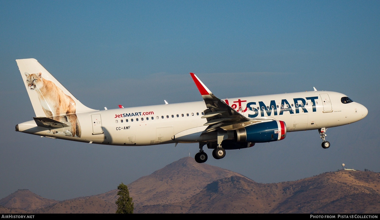 Aircraft Photo of CC-AWF | Airbus A320-232 | JetSmart | AirHistory.net #813144