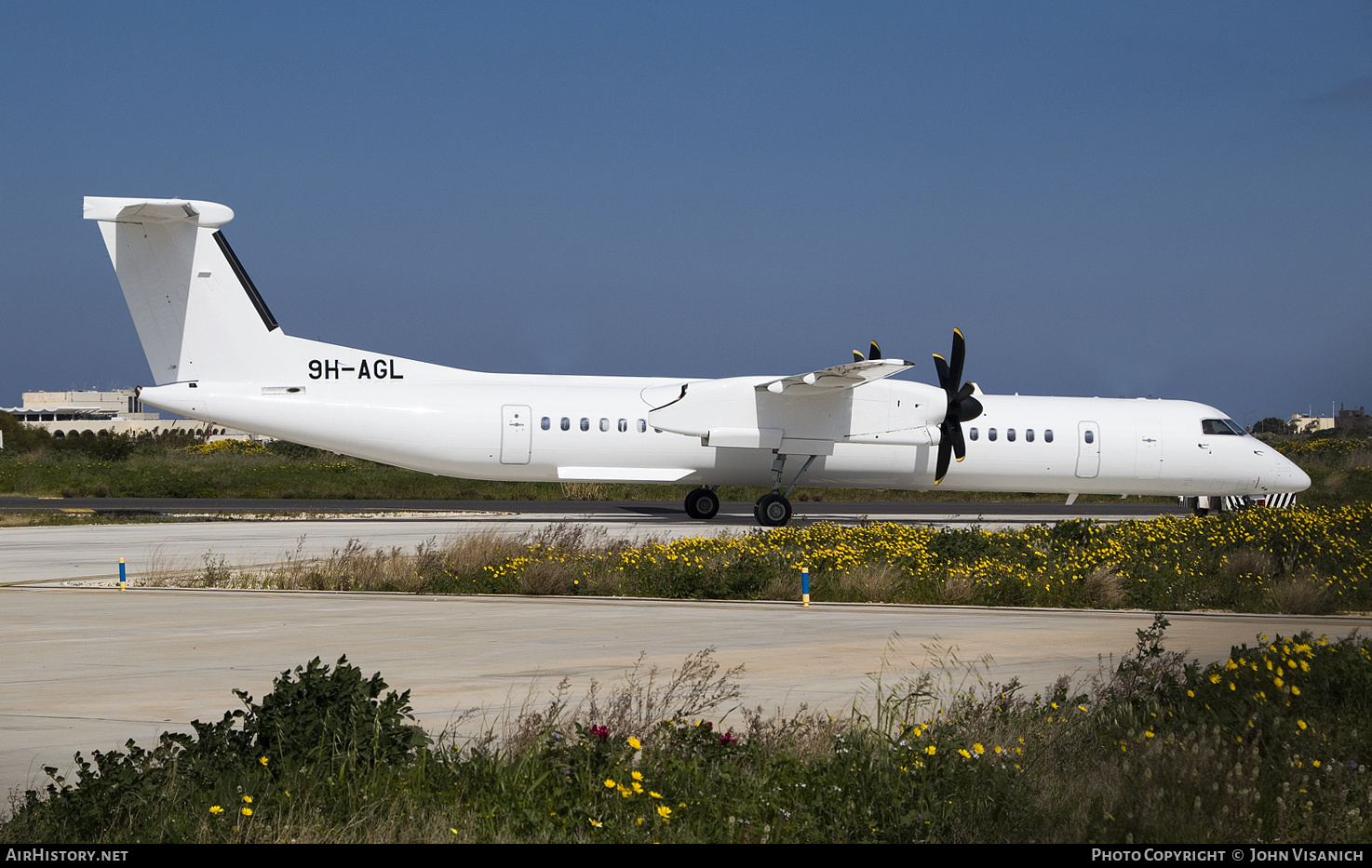 Aircraft Photo of 9H-AGL | Bombardier DHC-8-402 Dash 8 | AirHistory.net #813194
