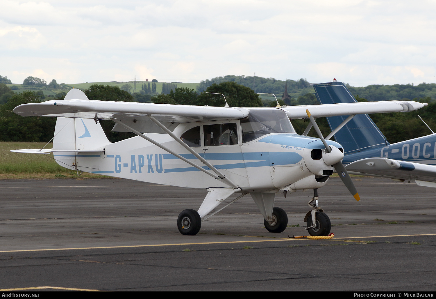 Aircraft Photo of G-APXU | Piper PA-22-125 Tri-Pacer | AirHistory.net #813356