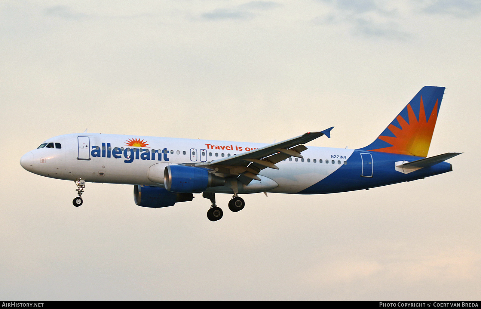 Aircraft Photo of N221NV | Airbus A320-214 | Allegiant Air | AirHistory.net #813374