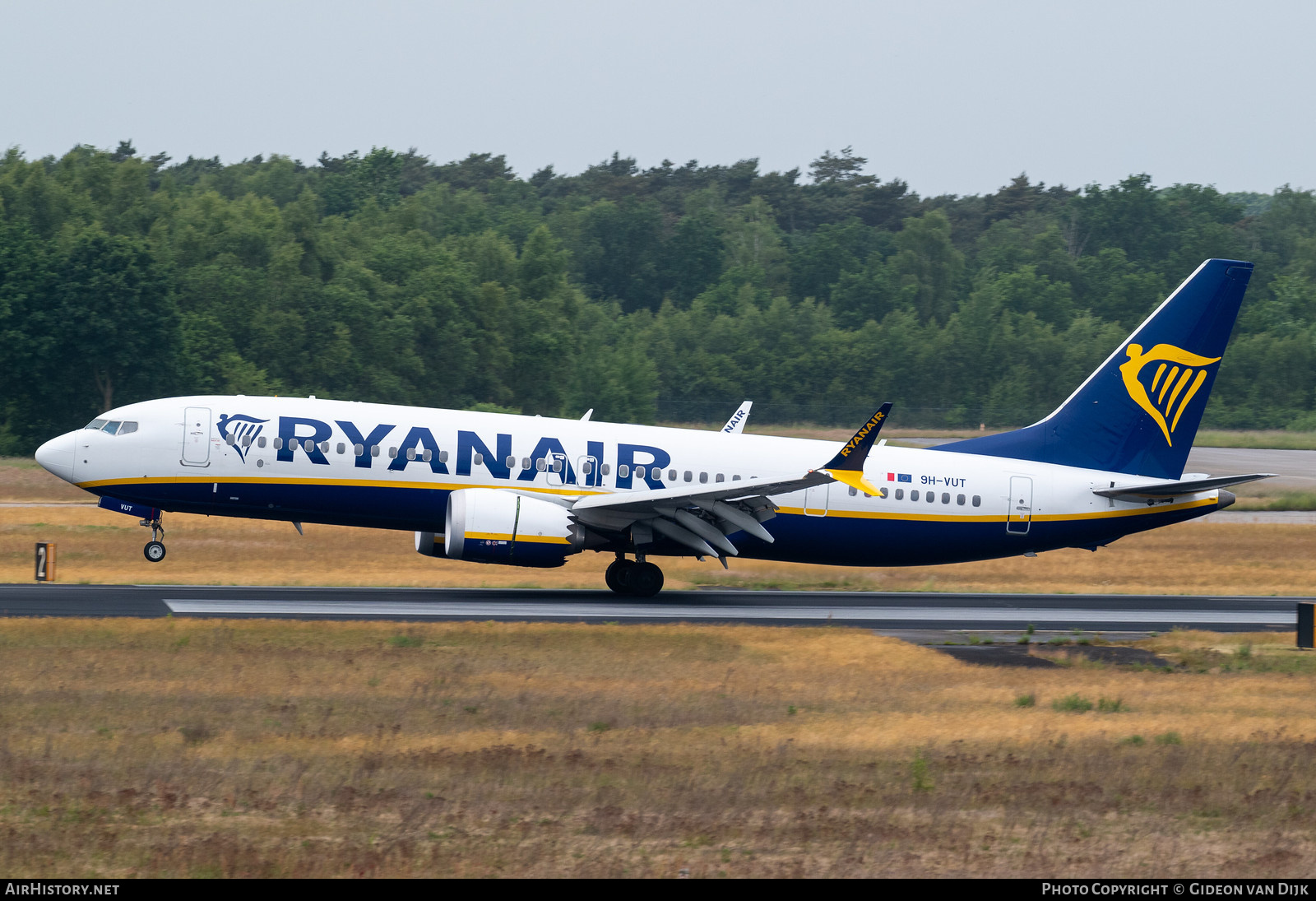 Aircraft Photo of 9H-VUT | Boeing 737-8200 Max 200 | Ryanair | AirHistory.net #813428