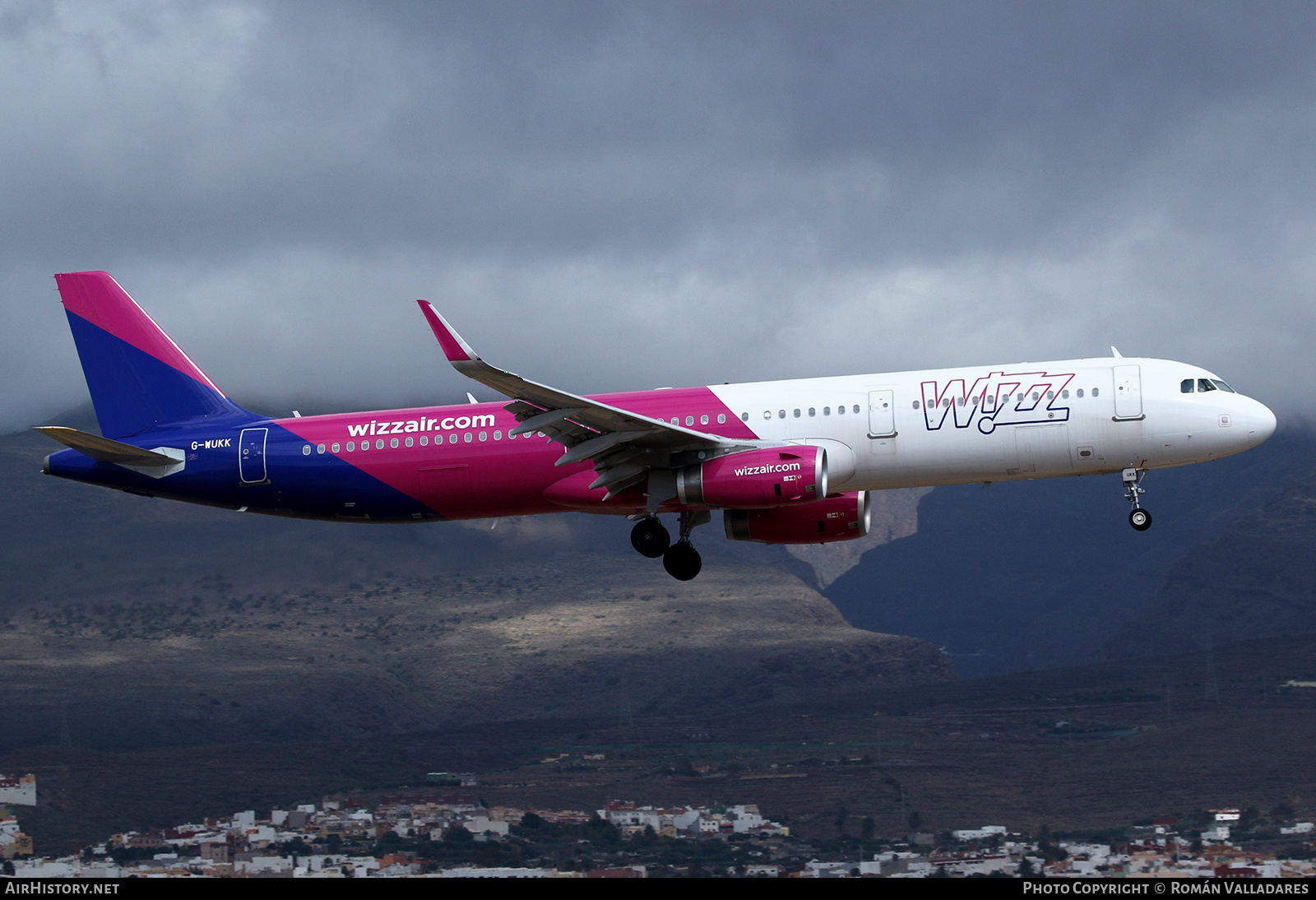 Aircraft Photo of G-WUKK | Airbus A321-231 | Wizz Air | AirHistory.net #813555