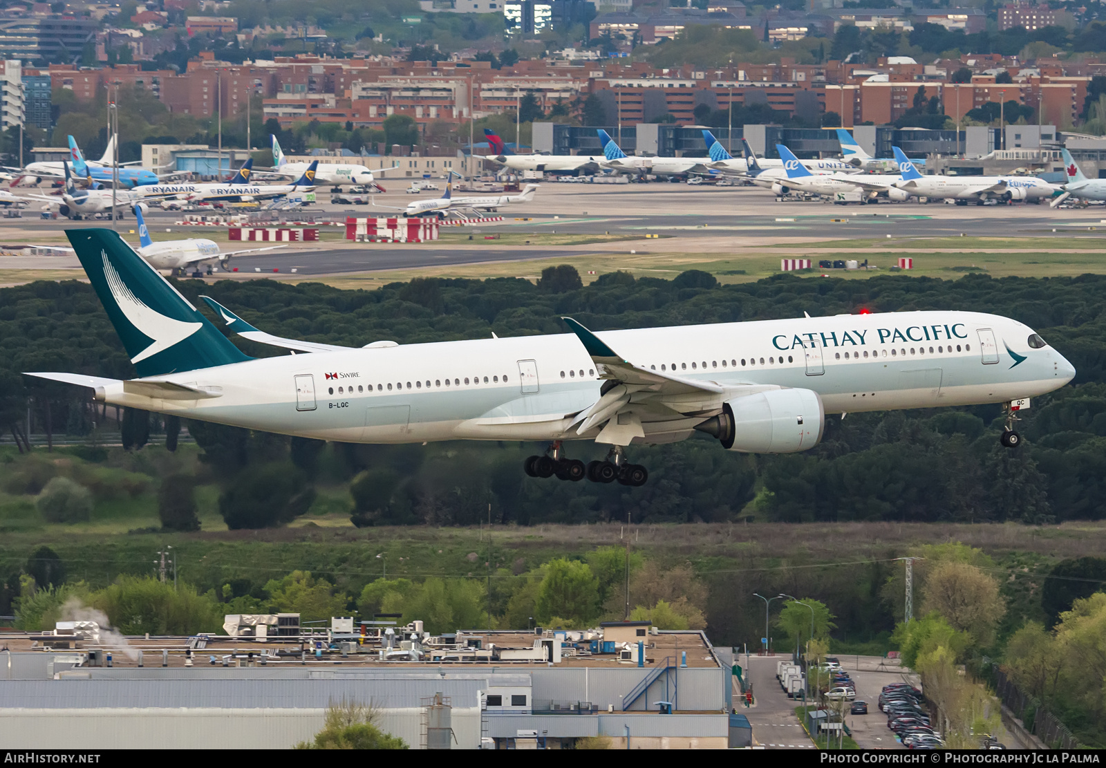 Aircraft Photo of B-LQC | Airbus A350-941 | Cathay Pacific Airways | AirHistory.net #813574