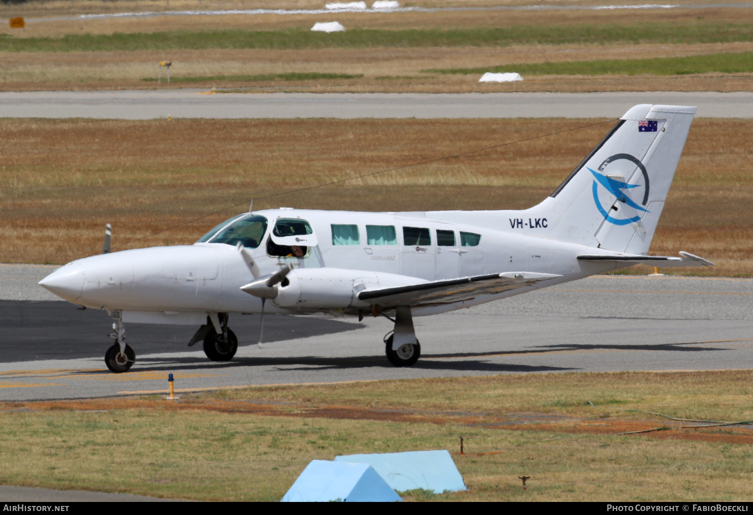 Aircraft Photo of VH-LKC | Cessna 402C | Aero Hire | AirHistory.net #813792