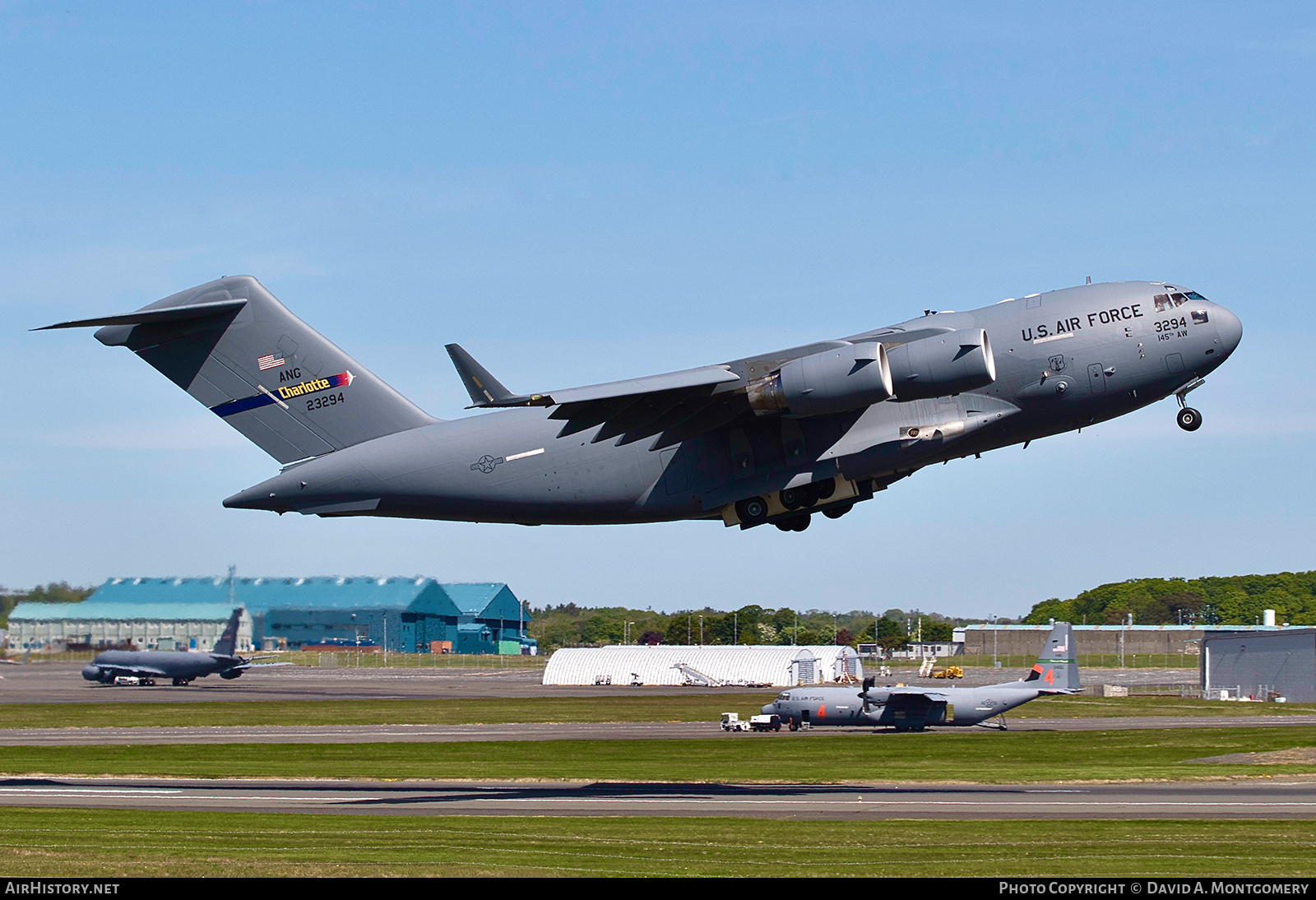 Aircraft Photo of 92-3294 / 23294 | McDonnell Douglas C-17A Globemaster III | USA - Air Force | AirHistory.net #814012