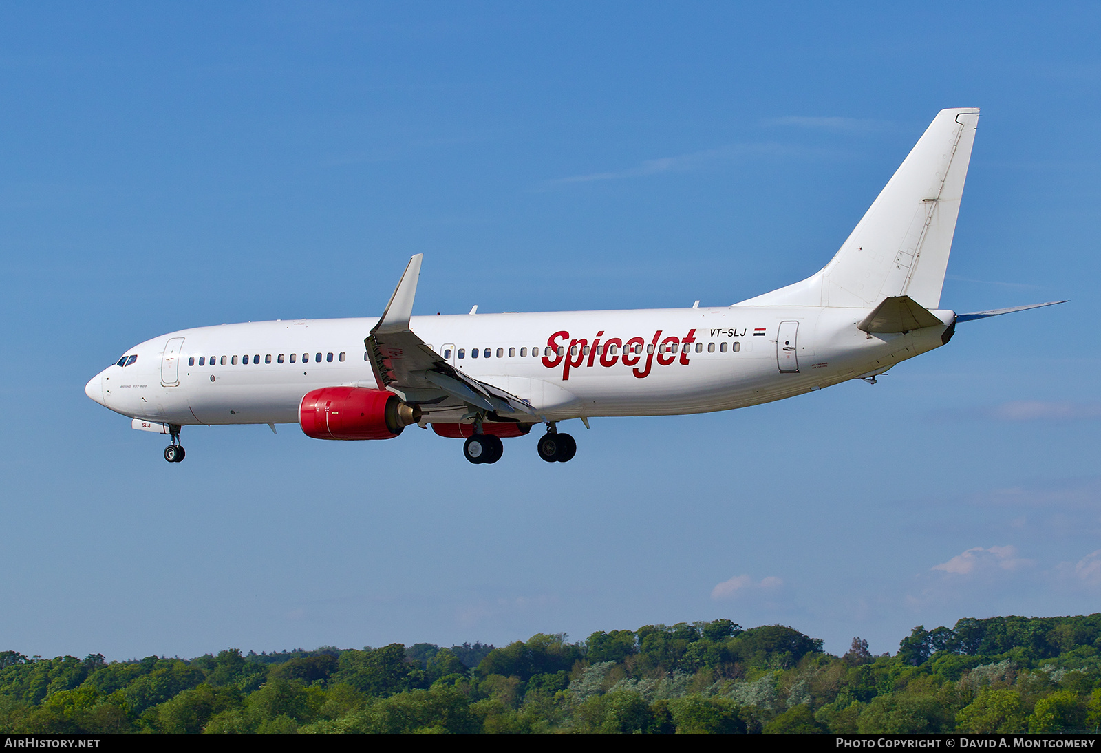 Aircraft Photo of VT-SLJ | Boeing 737-8EH | SpiceJet | AirHistory.net #814021