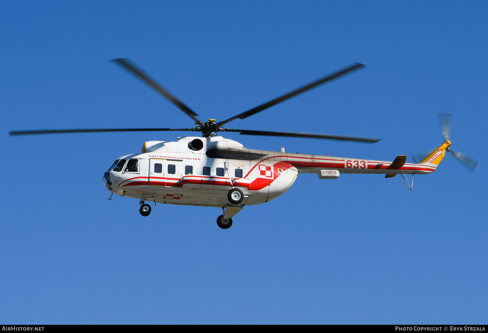 Aircraft Photo of 633 | Mil Mi-8P | Poland - Air Force | AirHistory.net #814057