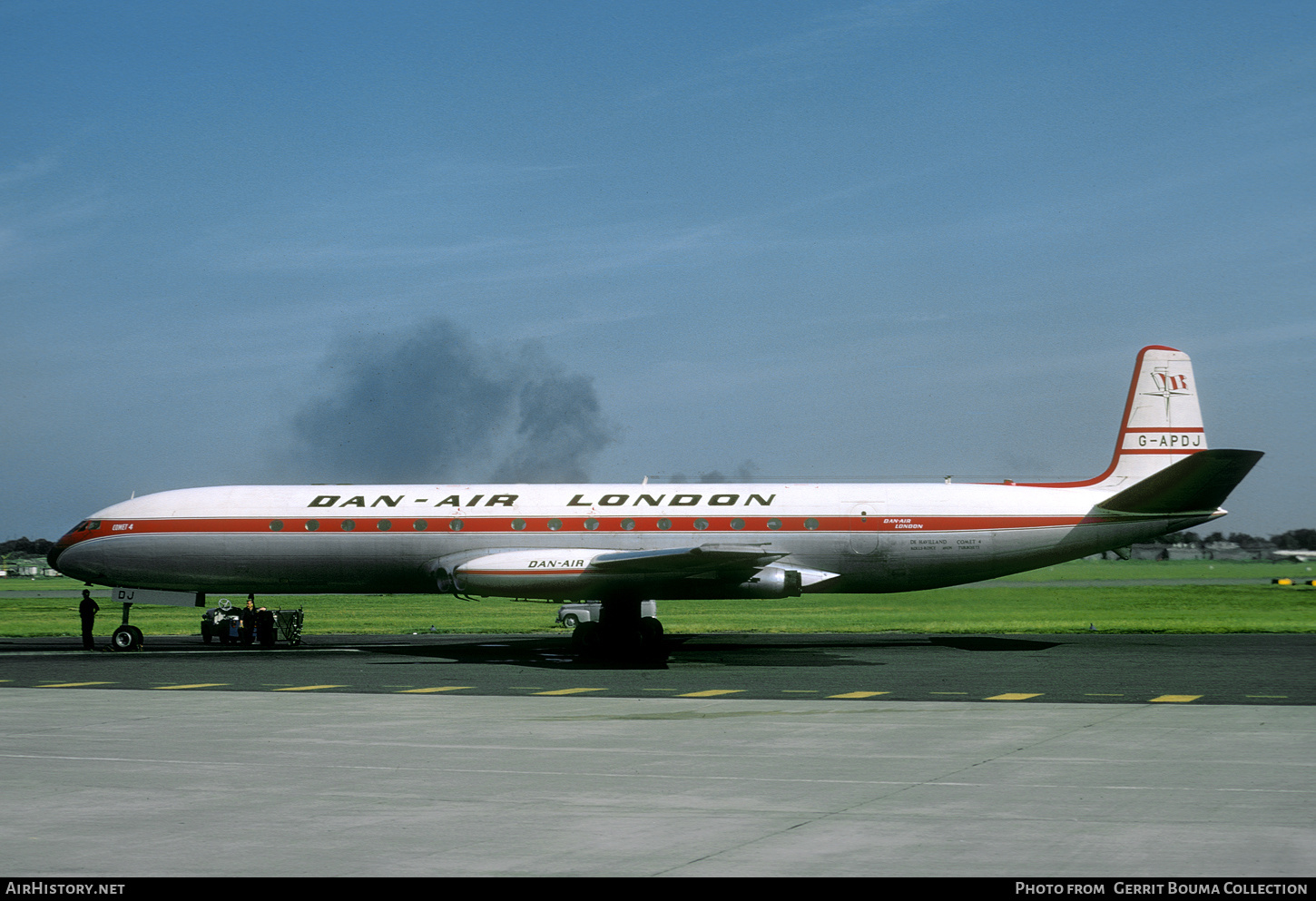 Aircraft Photo of G-APDJ | De Havilland D.H. 106 Comet 4 | Dan-Air London | AirHistory.net #814125