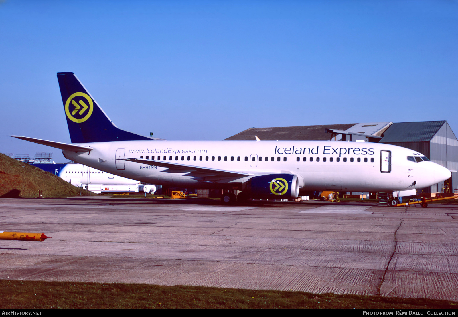Aircraft Photo of G-STRB | Boeing 737-3Y0 | Iceland Express | AirHistory.net #814133