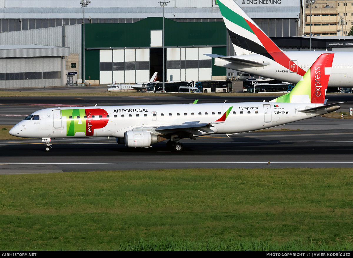 Aircraft Photo of CS-TPW | Embraer 190LR (ERJ-190-100LR) | TAP Air Portugal Express | AirHistory.net #814149
