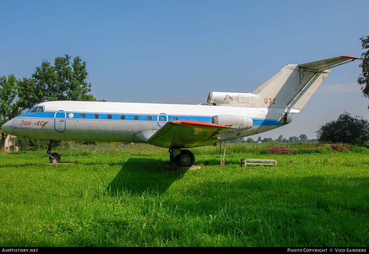 Aircraft Photo of 032 | Yakovlev Yak-40 | Poland - Air Force | AirHistory.net #814235