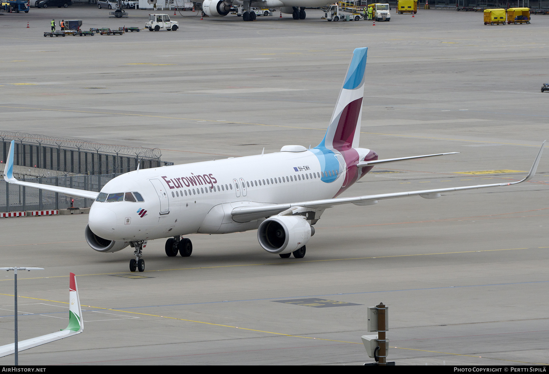 Aircraft Photo of 9H-EWH | Airbus A320-214 | Eurowings | AirHistory.net #814281