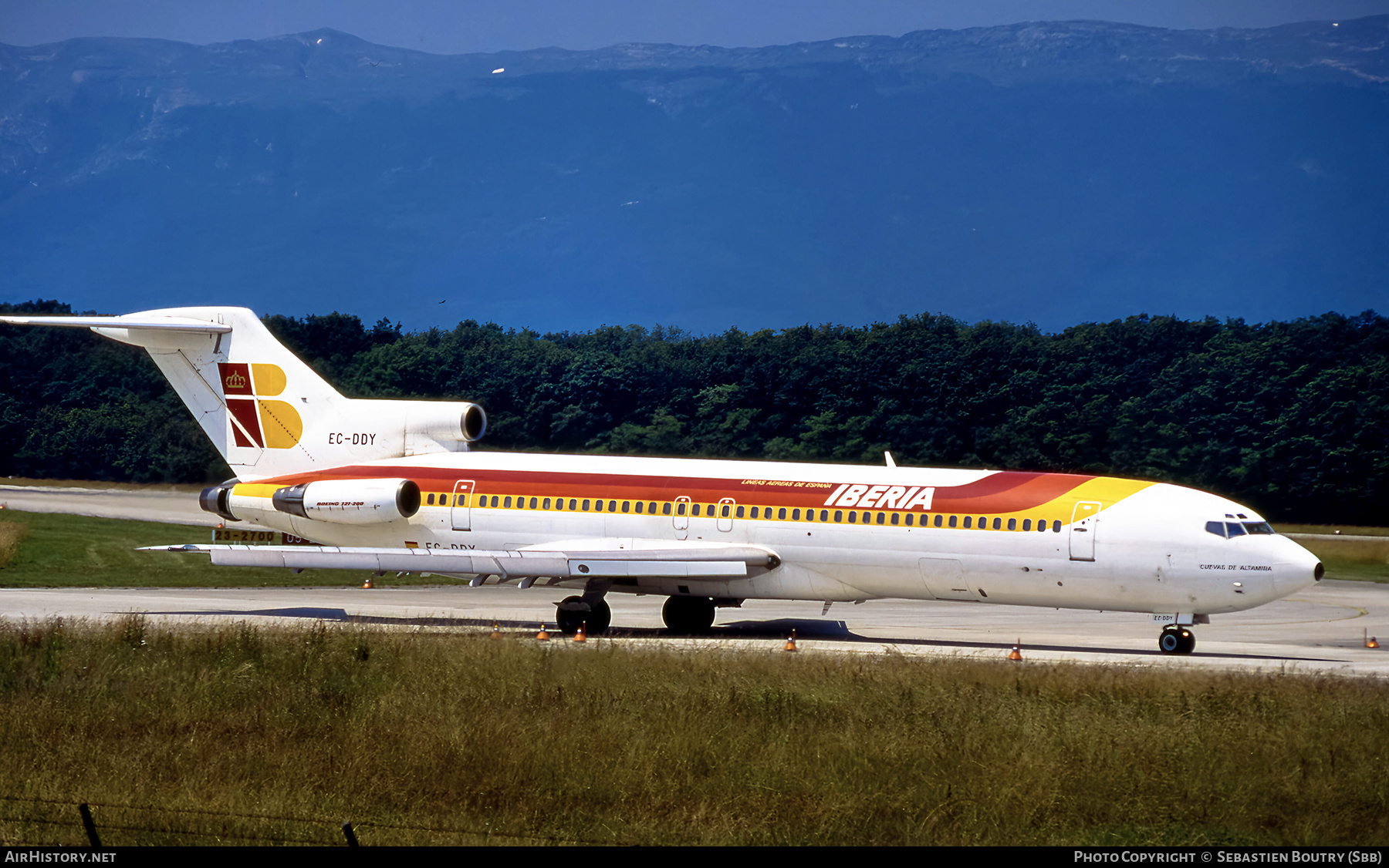 Aircraft Photo of EC-DDY | Boeing 727-256/Adv | Iberia | AirHistory.net #814368