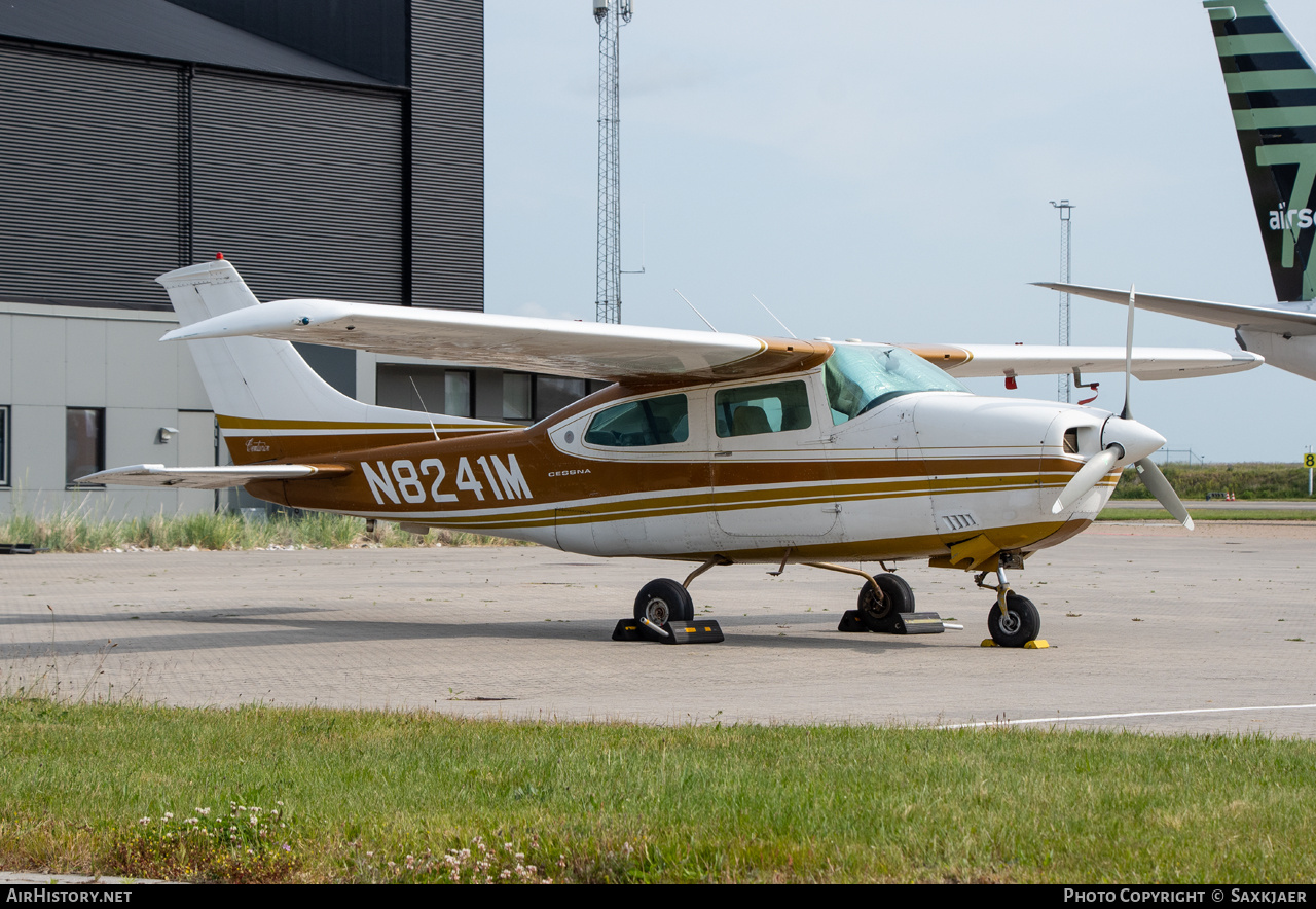 Aircraft Photo of N8241M | Cessna 210K Centurion | AirHistory.net #814396