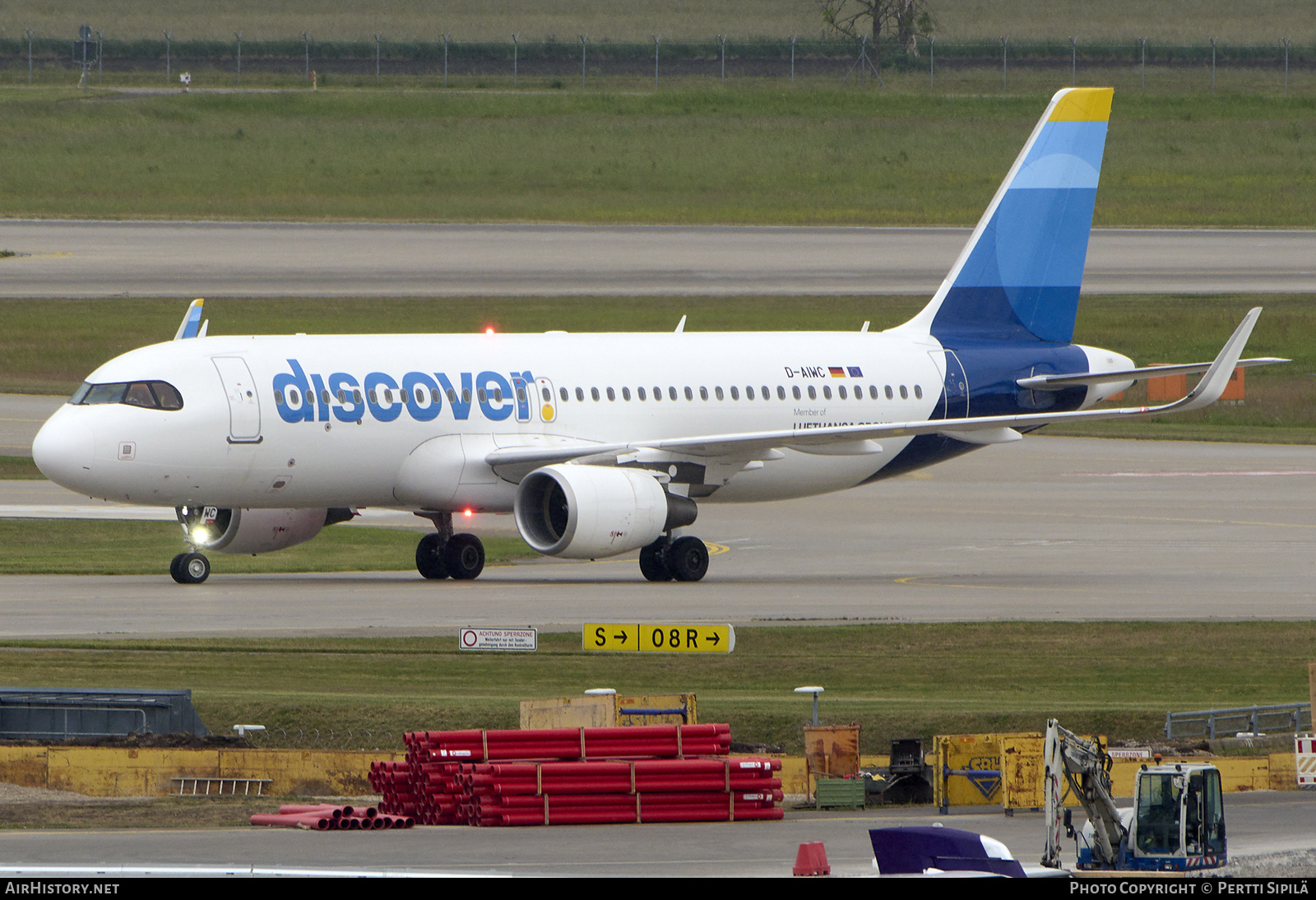 Aircraft Photo of D-AIWC | Airbus A320-214 | Discover Airlines | AirHistory.net #814726