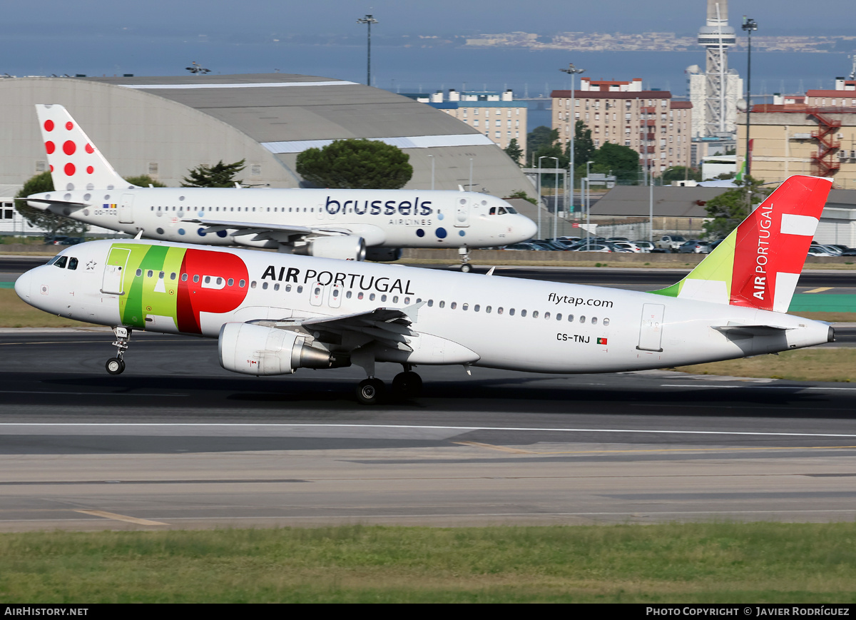 Aircraft Photo of CS-TNJ | Airbus A320-214 | TAP Air Portugal | AirHistory.net #814763