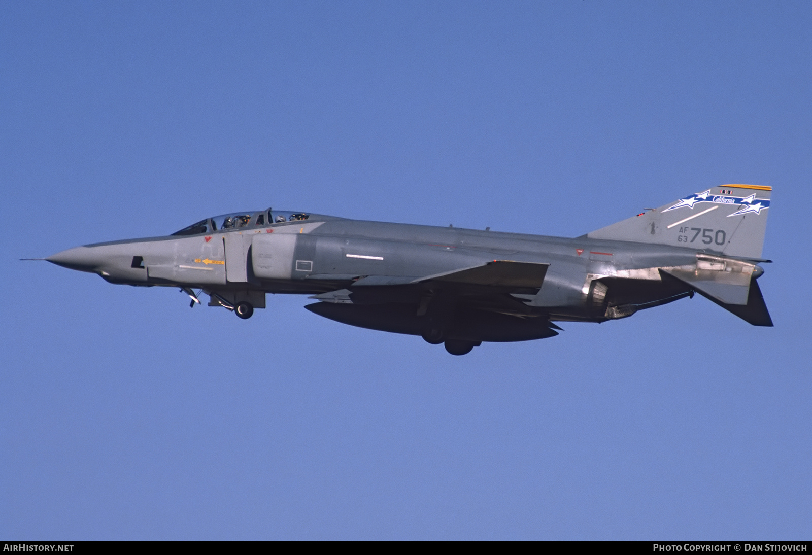 Aircraft Photo of 63-7750 / AF63-750 | McDonnell RF-4C Phantom II | USA - Air Force | AirHistory.net #814811