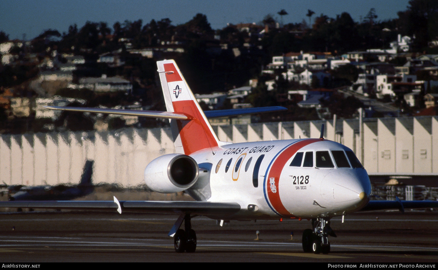 Aircraft Photo of 2128 | Dassault HU-25A Guardian | USA - Coast Guard | AirHistory.net #814816