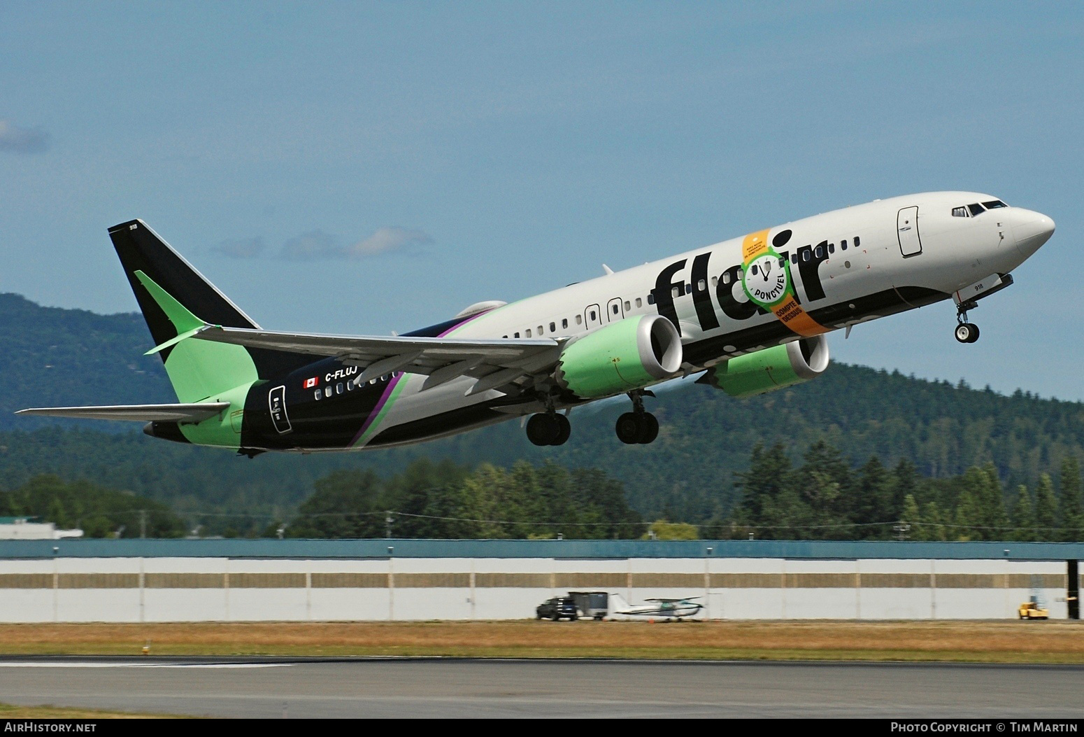 Aircraft Photo of C-FLUJ | Boeing 737-8 Max 8 | Flair Airlines | AirHistory.net #814818