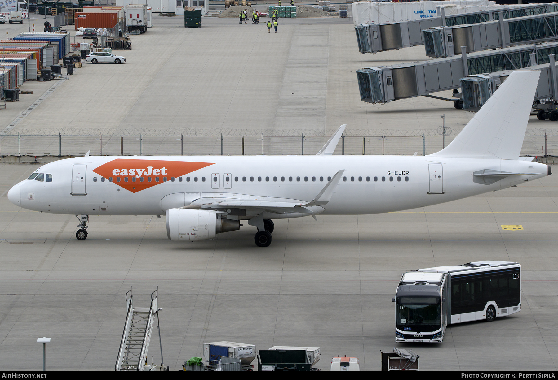 Aircraft Photo of G-EJCR | Airbus A320-214 | EasyJet | AirHistory.net #814927