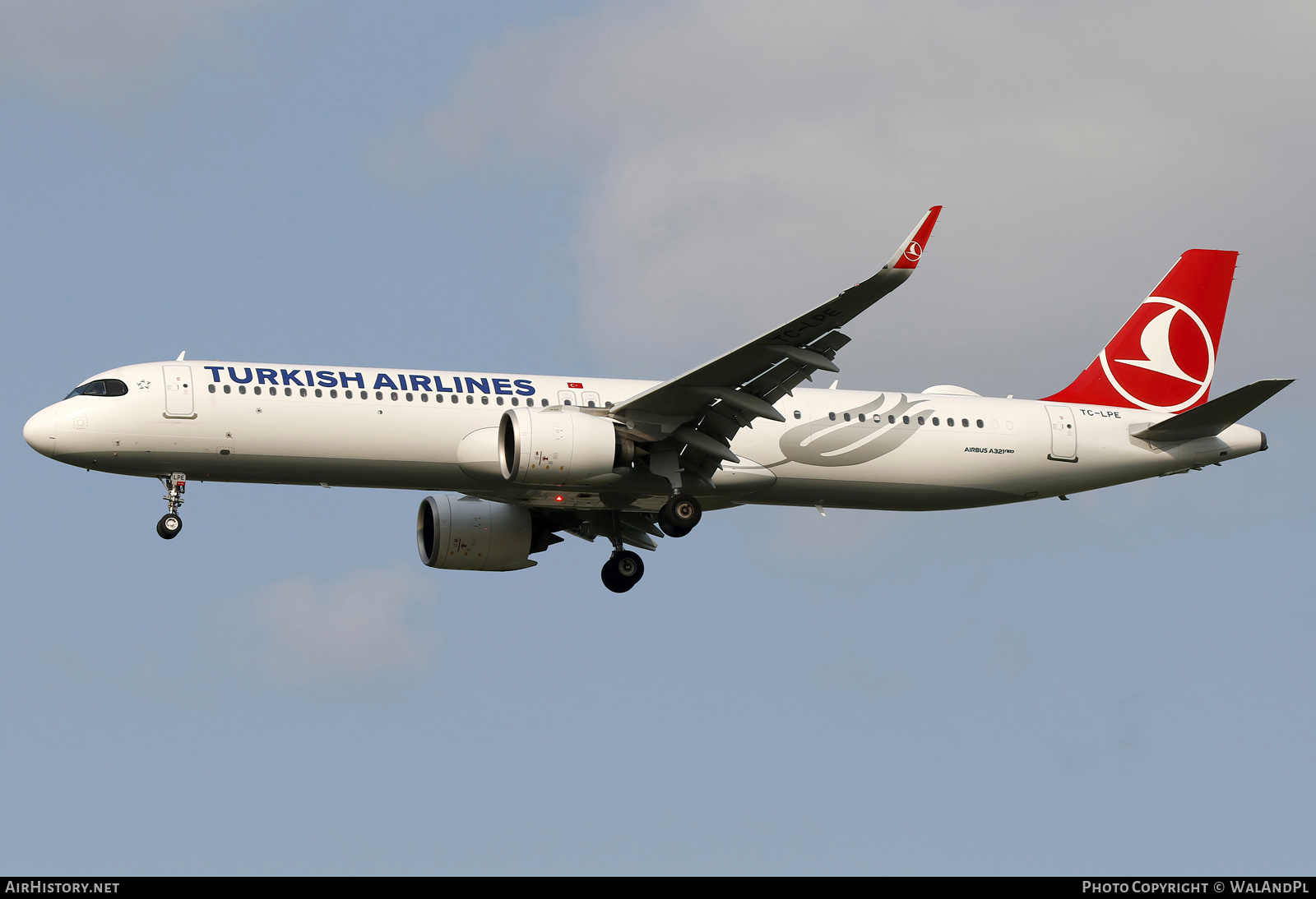Aircraft Photo of TC-LPE | Airbus A321-271NX | Turkish Airlines | AirHistory.net #814940