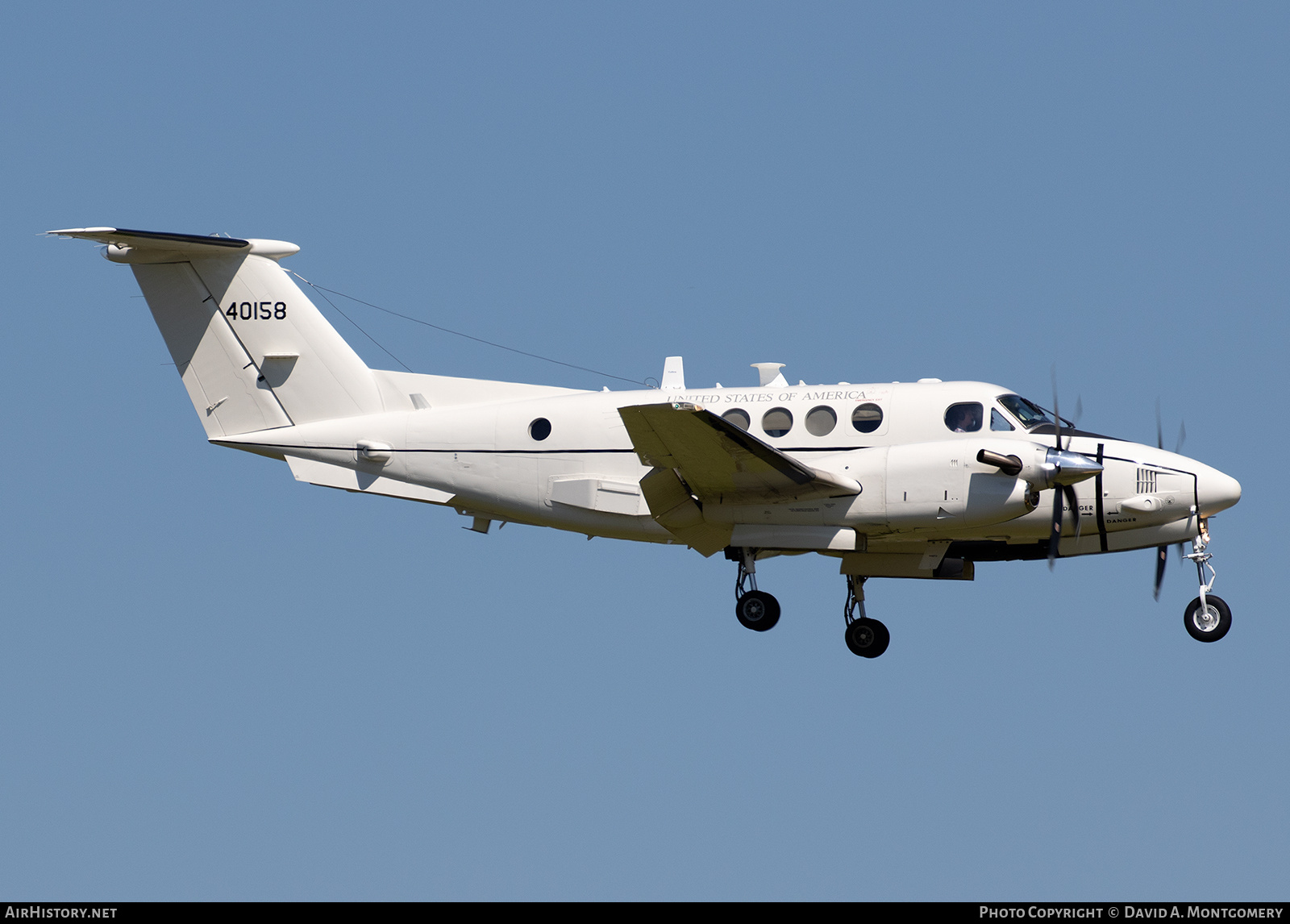 Aircraft Photo of 84-0158 / 40158 | Beech C-12U-3 Huron (B200C) | USA - Army | AirHistory.net #814982