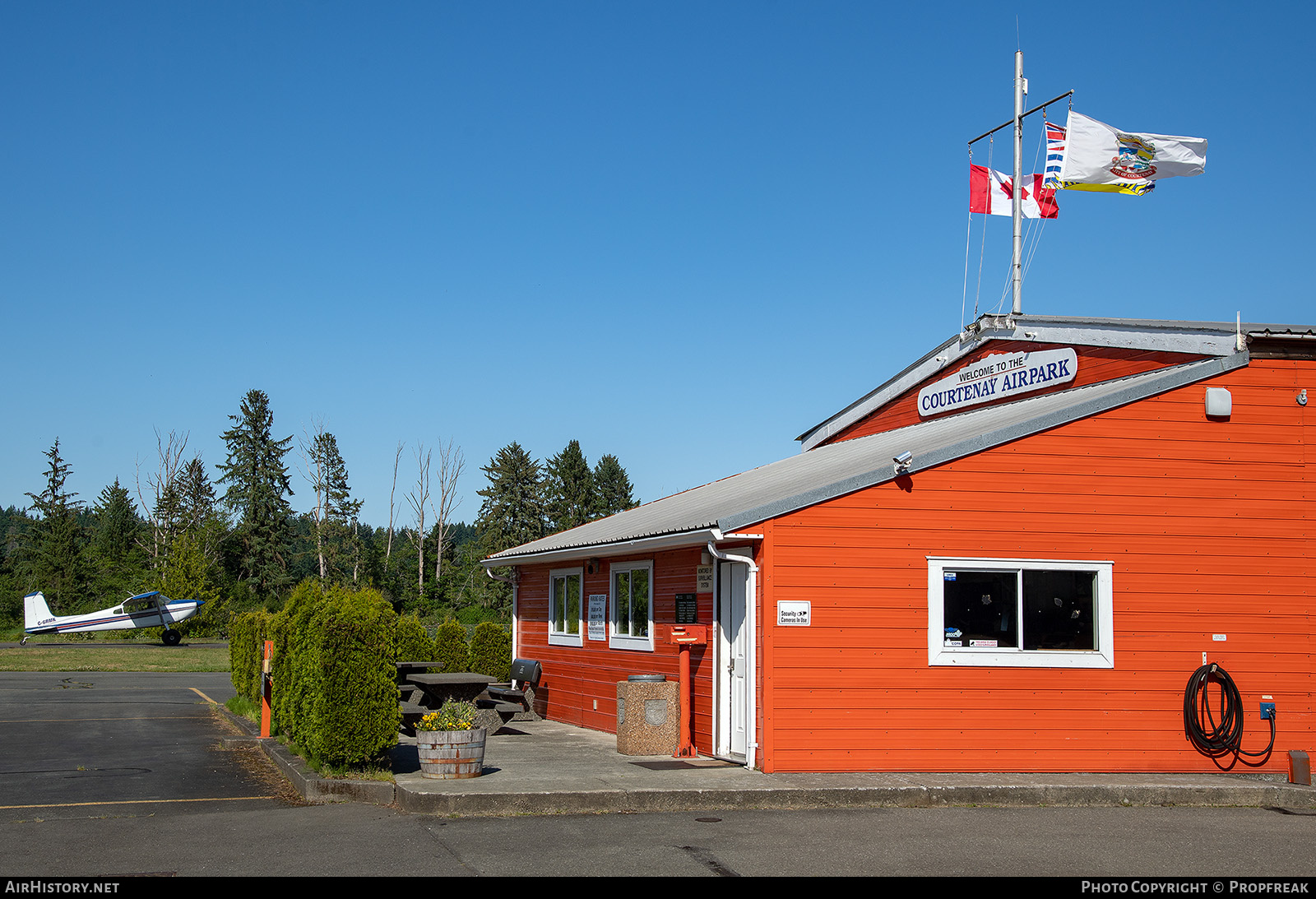 Airport photo of Courtenay - Airpark (YCA / CAH3) in British Columbia, Canada | AirHistory.net #814988