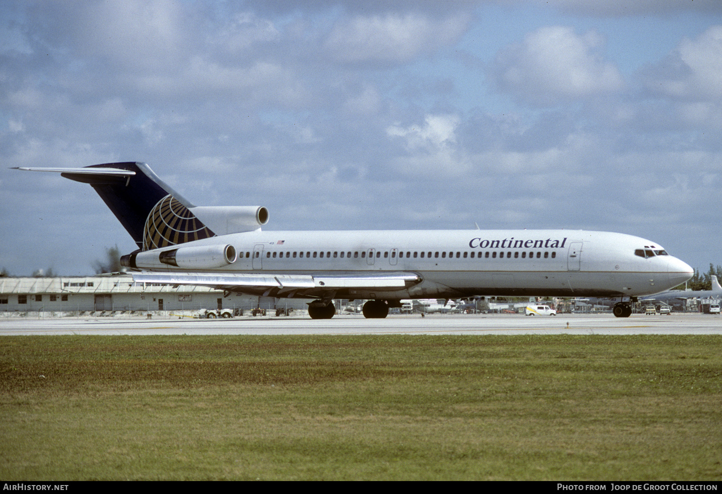 Aircraft Photo of N17413 | Boeing 727-243/Adv | Continental Airlines | AirHistory.net #815030