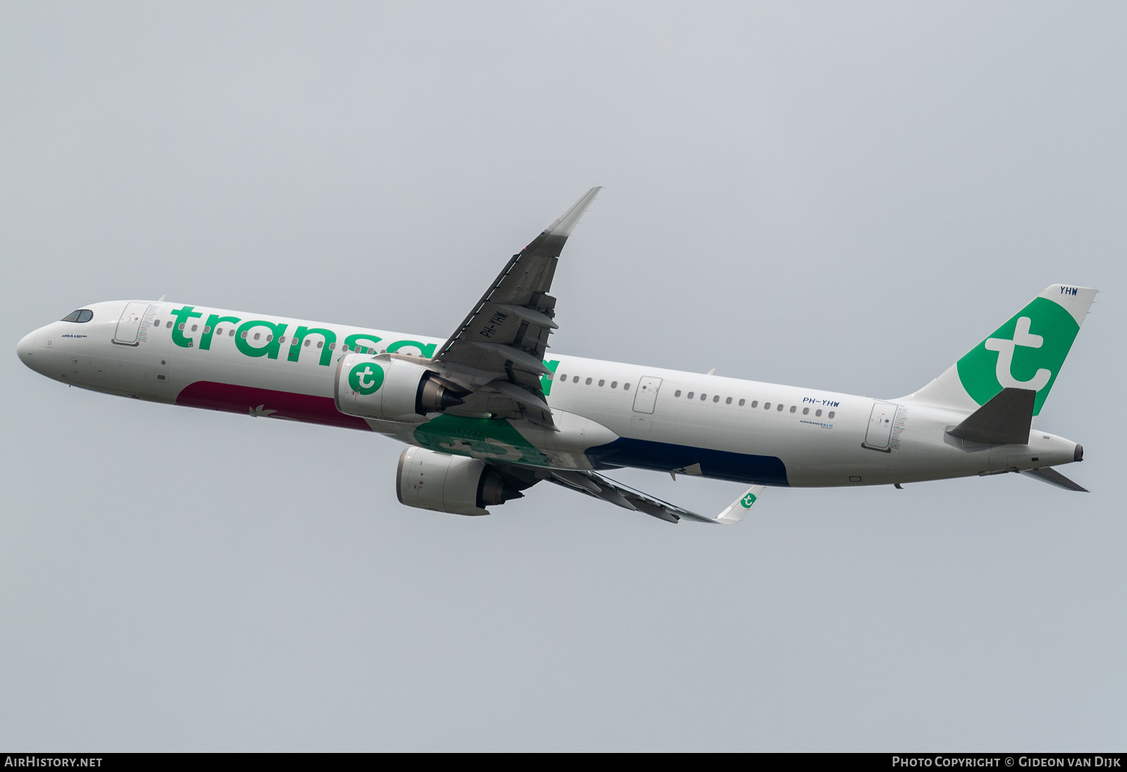 Aircraft Photo of PH-YHW | Airbus A321-251NX | Transavia | AirHistory.net #815057